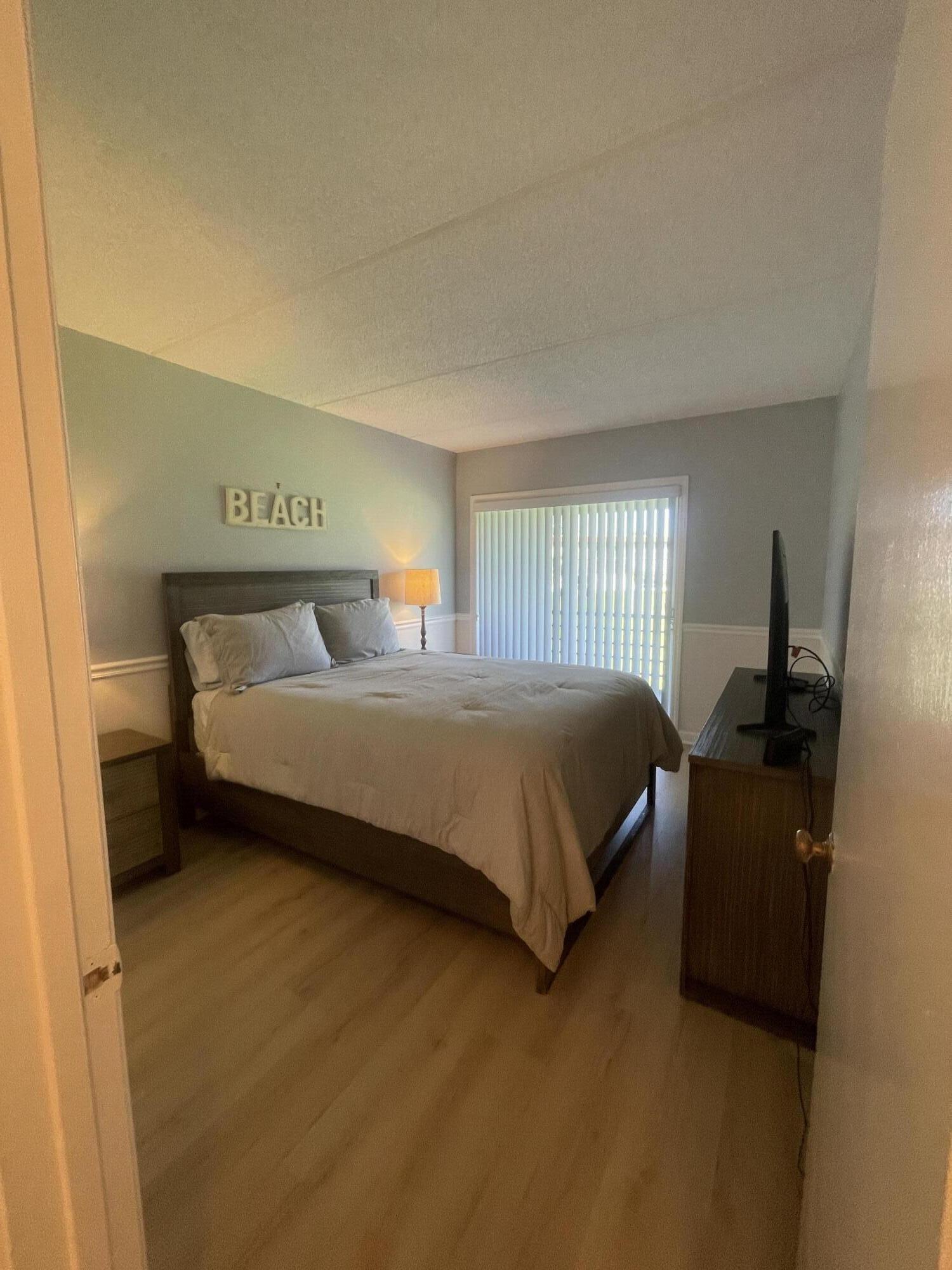 3100 Springdale Boulevard, Unit 214 Palm Springs, FL 33461 - Photo 11 of 21 IMG_6357