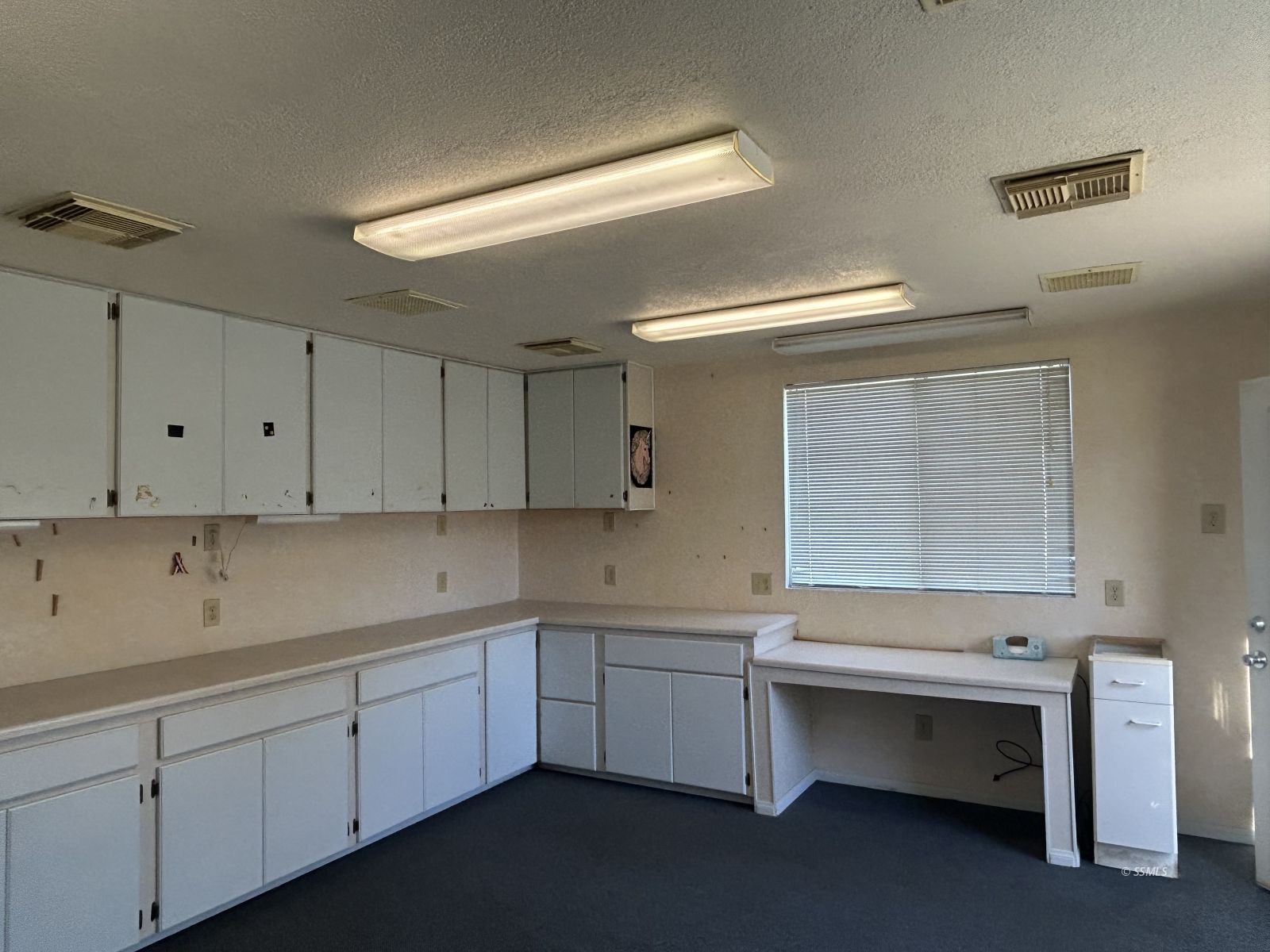4248 Johnston Avenue Ridgecrest, CA 93555 - Photo 13 of 32 Gallery Image 13