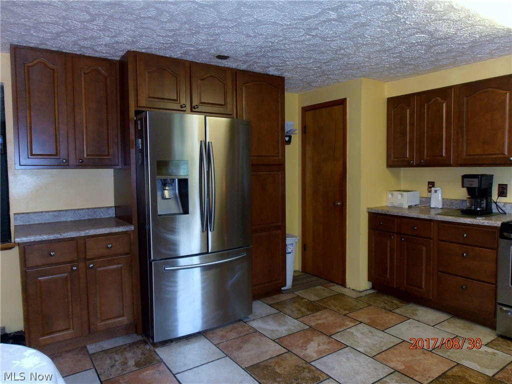 194 Cork Road Follansbee, WV 26037 - Photo 4 of 18 Gallery Image 4