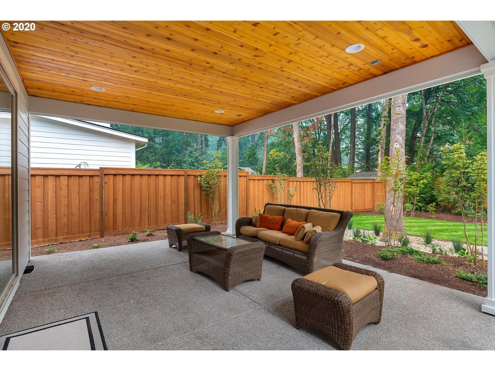 15650 Quarry Road Lake Oswego, OR 97035 - Photo 28 of 30 Gallery Image 28
