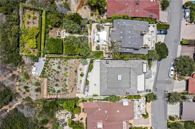 $22,500 | 2340 Crestview Drive, Laguna Beach, CA 92651