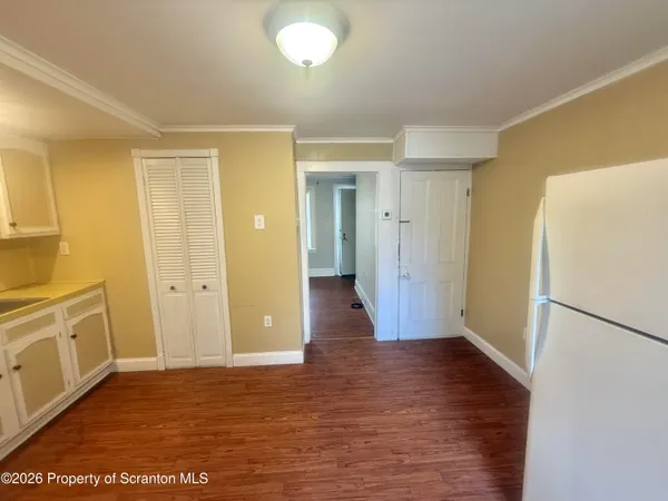 $1,200 | 1019 North Irving Avenue, Scranton, PA 18510