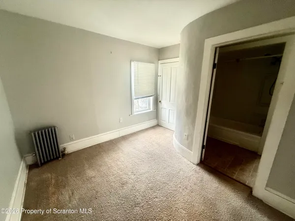 $1,200 | 1019 North Irving Avenue, Scranton, PA 18510