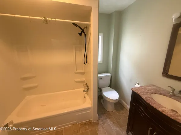 $1,200 | 1019 North Irving Avenue, Scranton, PA 18510