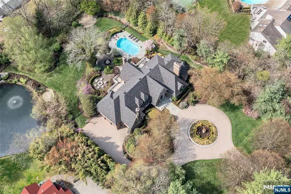 $4,495,000 | 14 Eckert Farm Road, Saddle River, NJ 07458