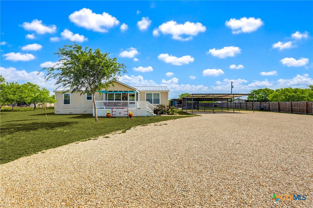269 Callihan Road Lockhart, TX 78644 - Photo 3 of 34