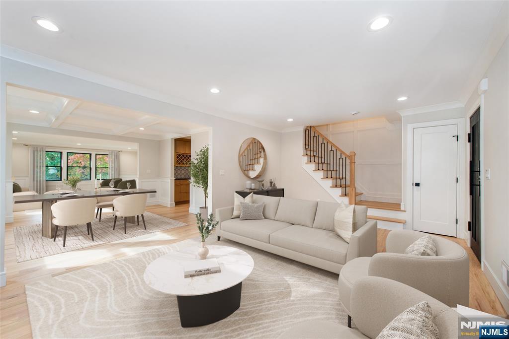 700 Ramapo Road Teaneck, NJ 07666 - Photo 3 of 41