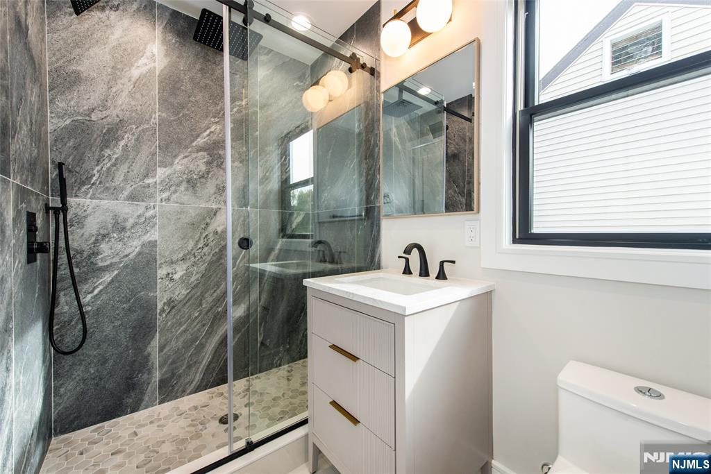 700 Ramapo Road Teaneck, NJ 07666 - Photo 32 of 41