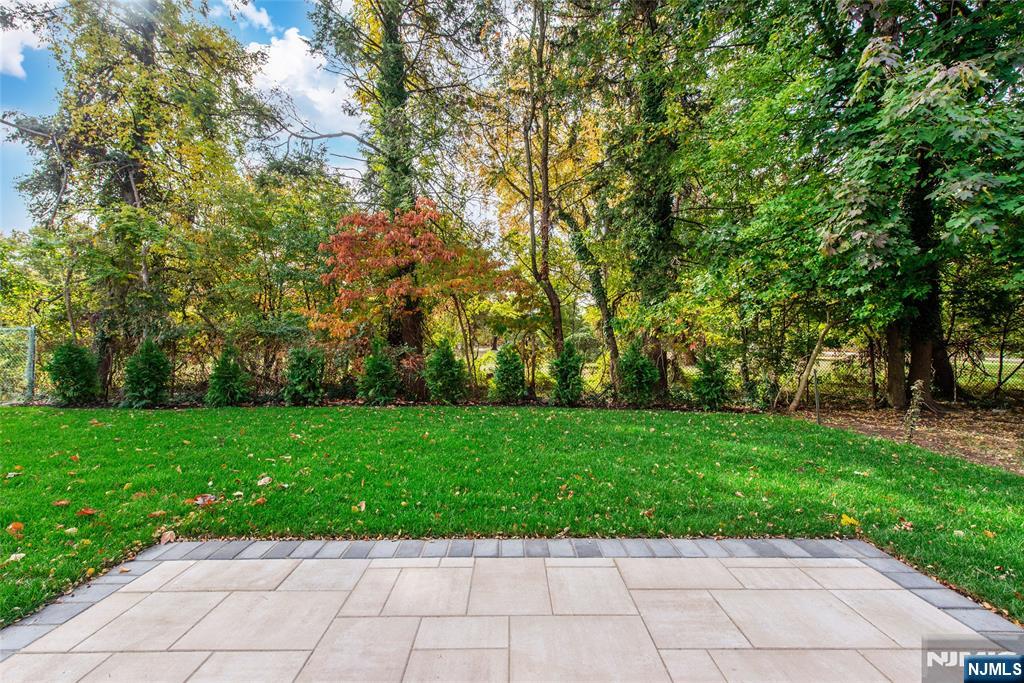 700 Ramapo Road Teaneck, NJ 07666 - Photo 37 of 41