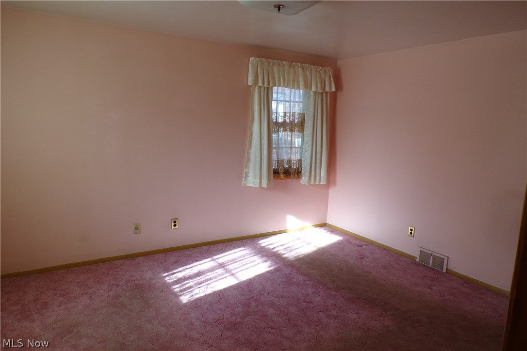23231 Chardon Road Euclid, OH 44117 - Photo 16 of 35 Gallery Image 16