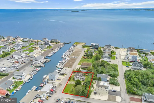 $399,000 | 108 Baltic Avenue, Waretown, NJ 08758