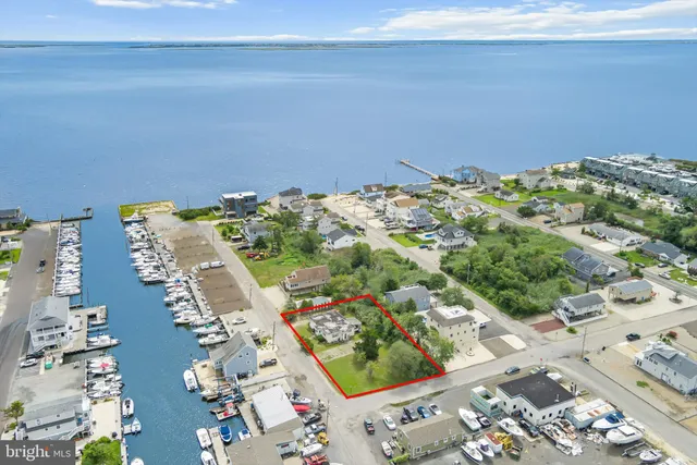 $399,000 | 108 Baltic Avenue, Waretown, NJ 08758