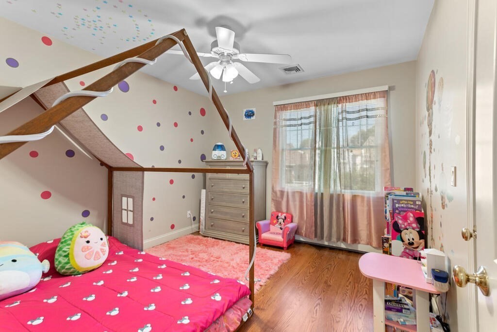 296 College Farm Road Waltham, MA 02451 - Photo 17 of 27