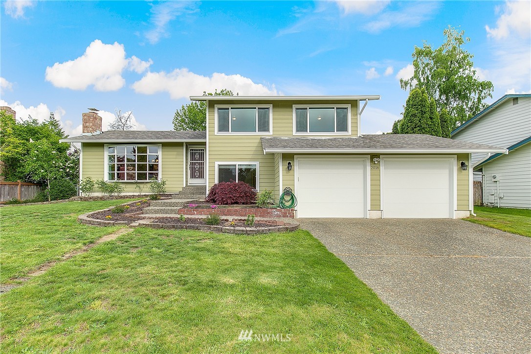 2016 Whitman Avenue Northeast Renton, WA 98059 - Photo 1 of 25