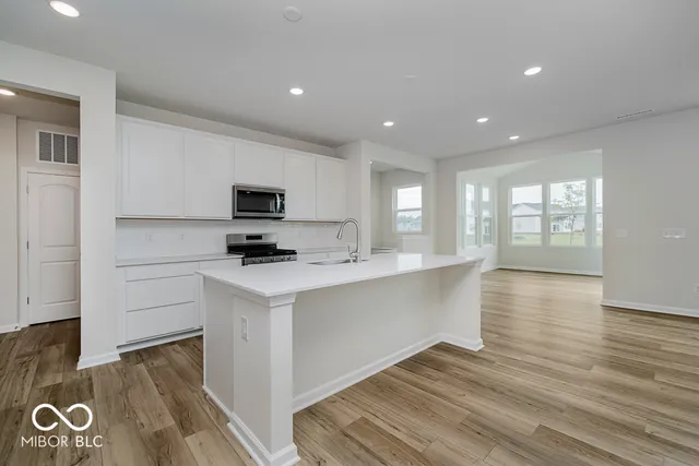 $540,000 | 490 Allandale Avenue, Westfield, IN 46074