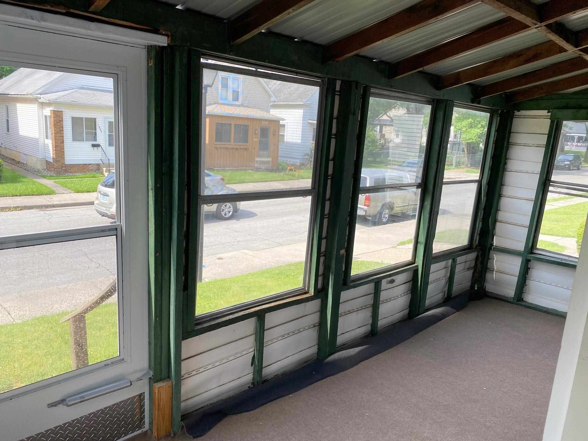 1504 Sinclair Street Fort Wayne, IN 46808 - Photo 2 of 32 Gallery Image 2