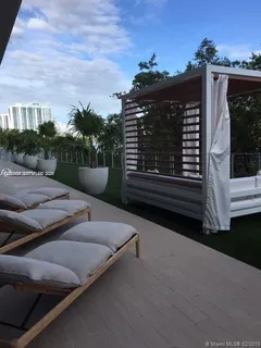 $5,700 | 16385 Biscayne Boulevard, Unit 621, North Miami Beach, FL 33160