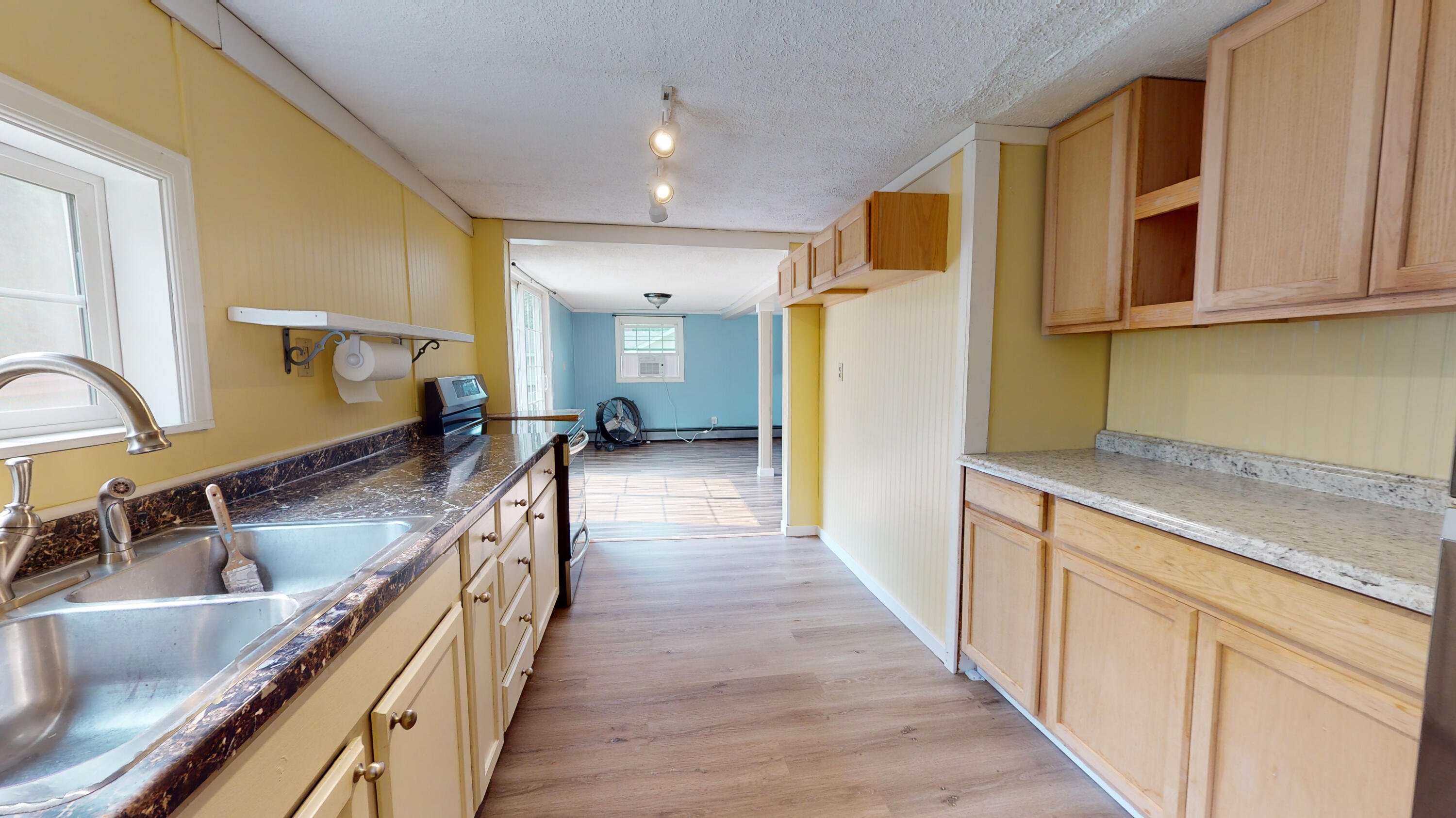 85 Howe Street Auburn, ME 04210 - Photo 10 of 51 85-Howe-Street-Auburn-ME-04210-07192023_