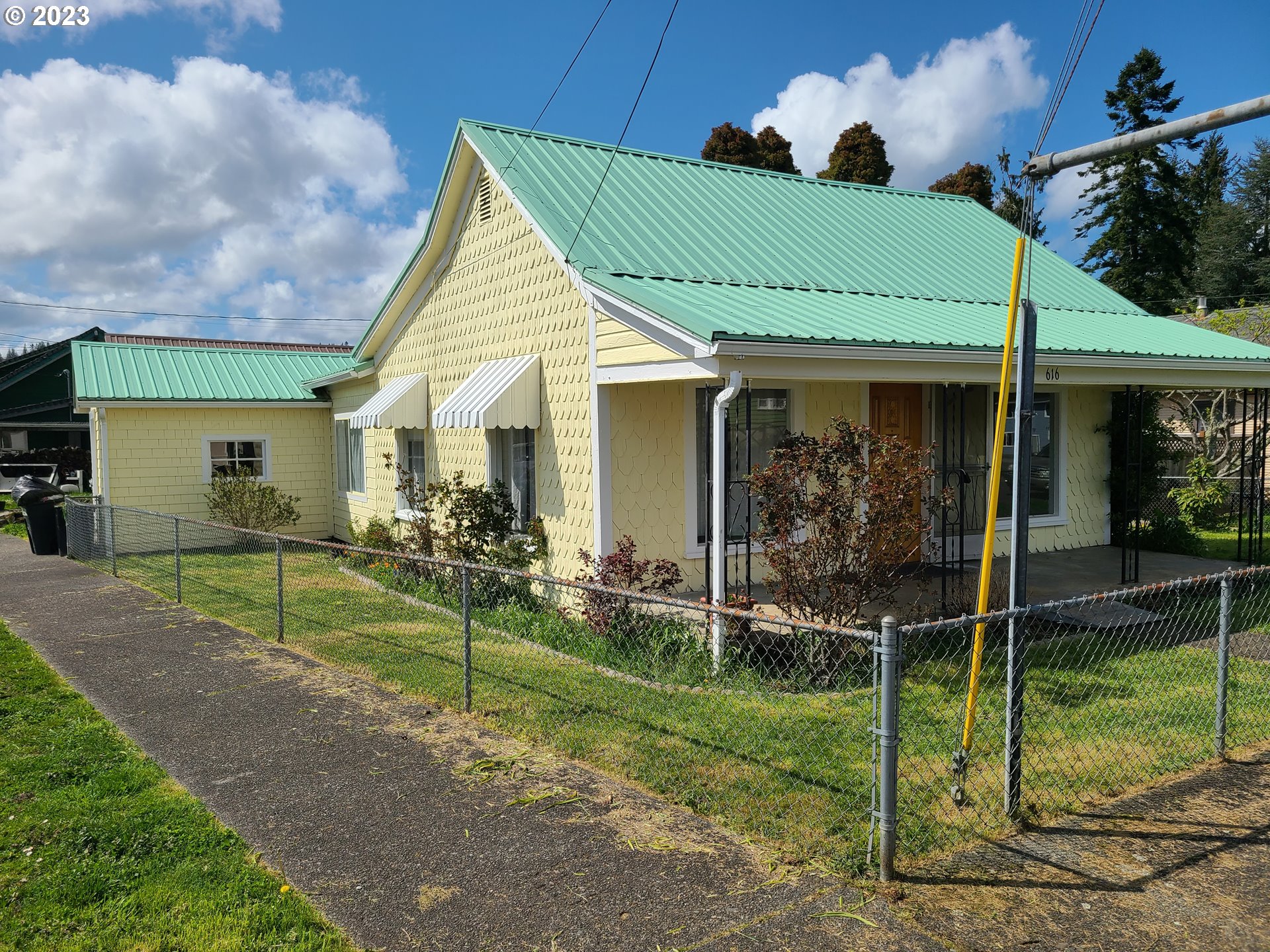 616 6th Street Myrtle Point, OR 97458 - Photo 1 of 16