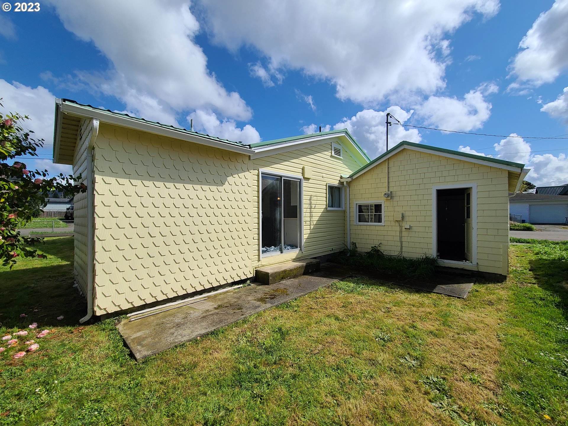 616 6th Street Myrtle Point, OR 97458 - Photo 13 of 16