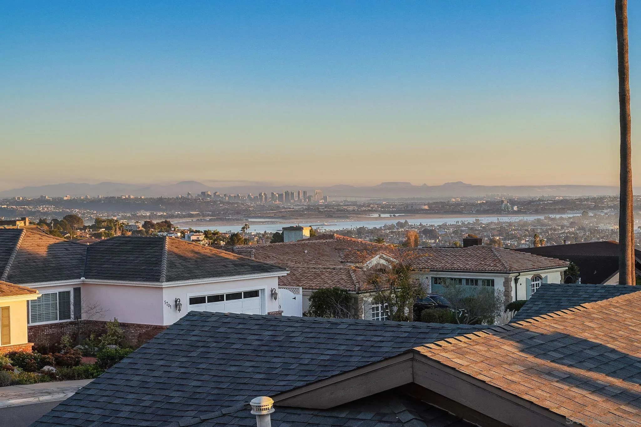 5730 Rutgers Road La Jolla, CA 92037 - Photo 2 of 54