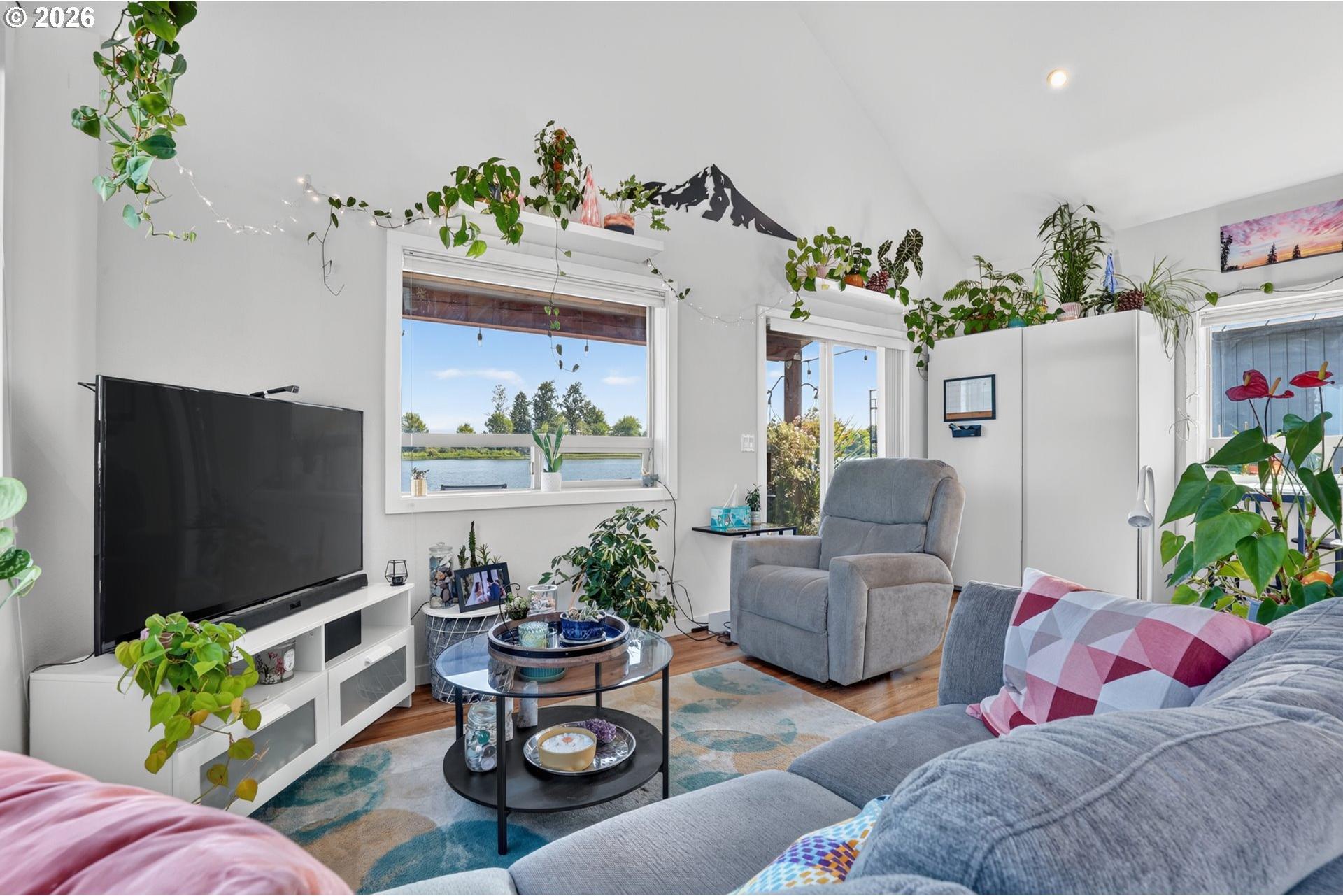 25000 Northwest St Helens Road, Unit 24 Portland, OR 97231 - Photo 6 of 21 Gallery Image 6