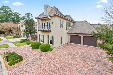 $949,000 | 105 Adair Lane, Lafayette, LA 70508