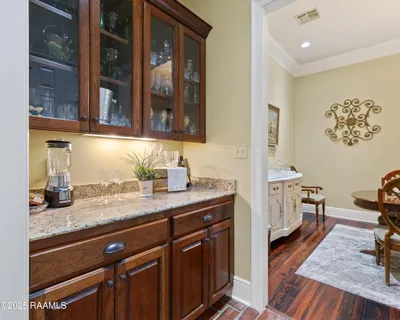 $949,000 | 105 Adair Lane, Lafayette, LA 70508