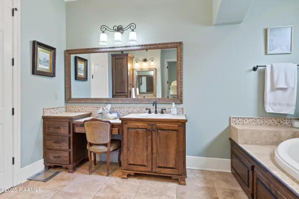 $949,000 | 105 Adair Lane, Lafayette, LA 70508