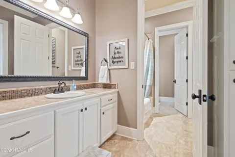 $949,000 | 105 Adair Lane, Lafayette, LA 70508