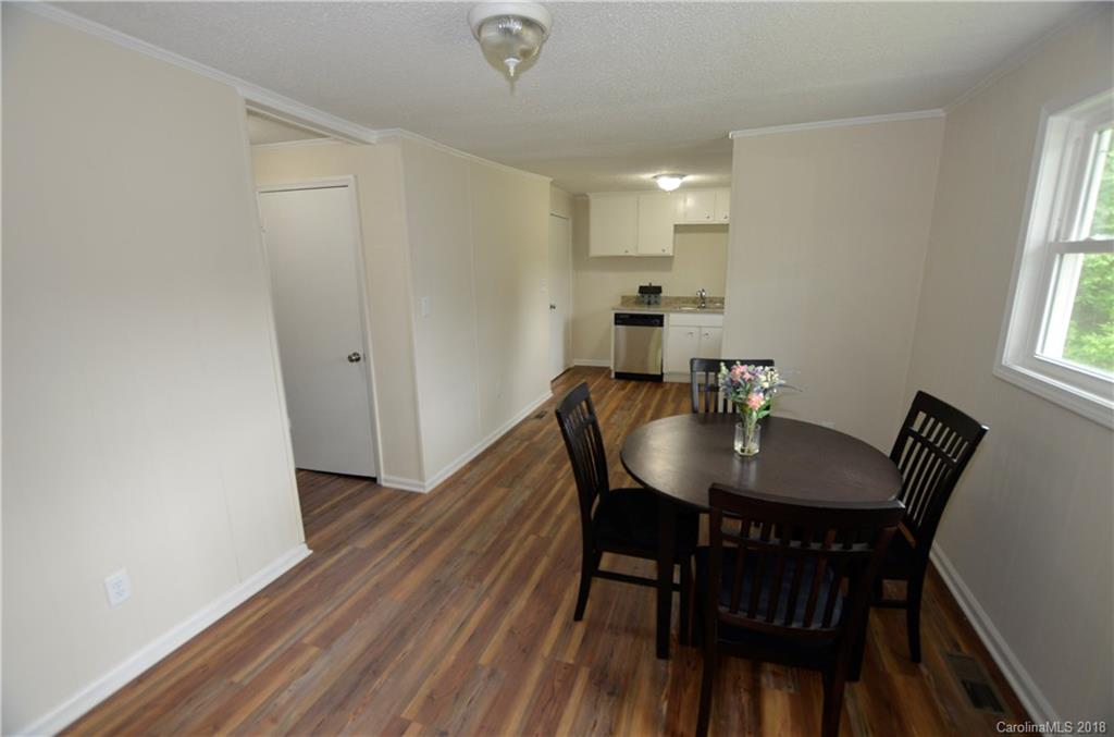 408 Queens Road Gastonia, NC 28052 - Photo 3 of 10 Gallery Image 3