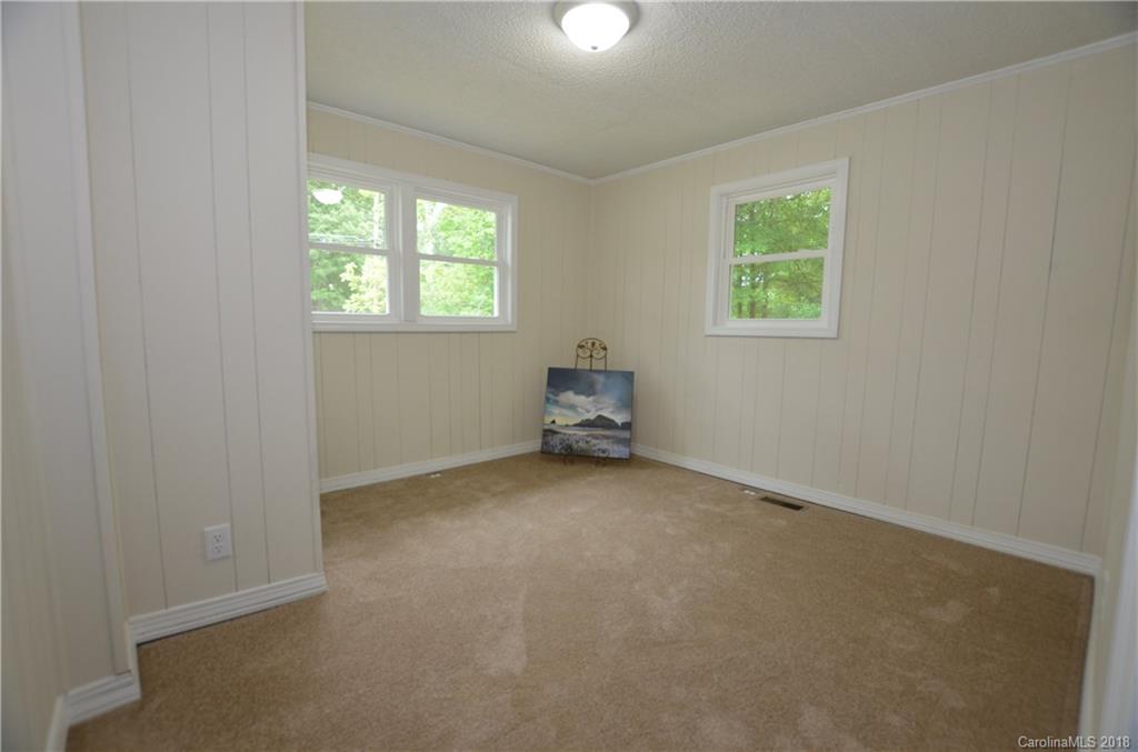 408 Queens Road Gastonia, NC 28052 - Photo 7 of 10 Gallery Image 7