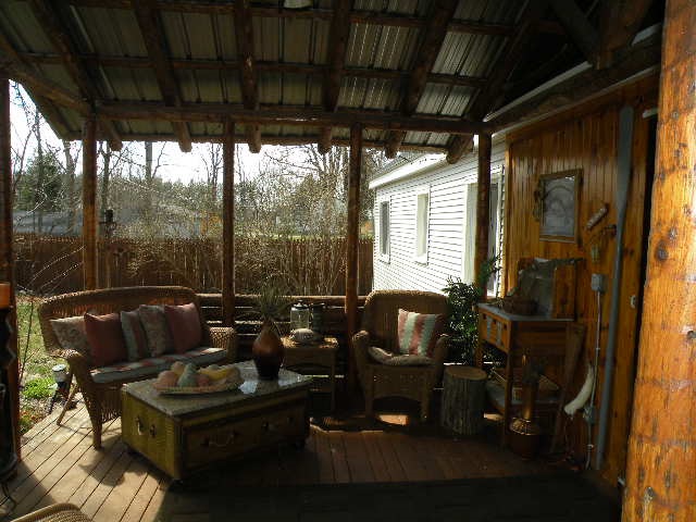 4201 West Bennington Road Owosso, MI 48867 - Photo 18 of 22 Covered Seating Area