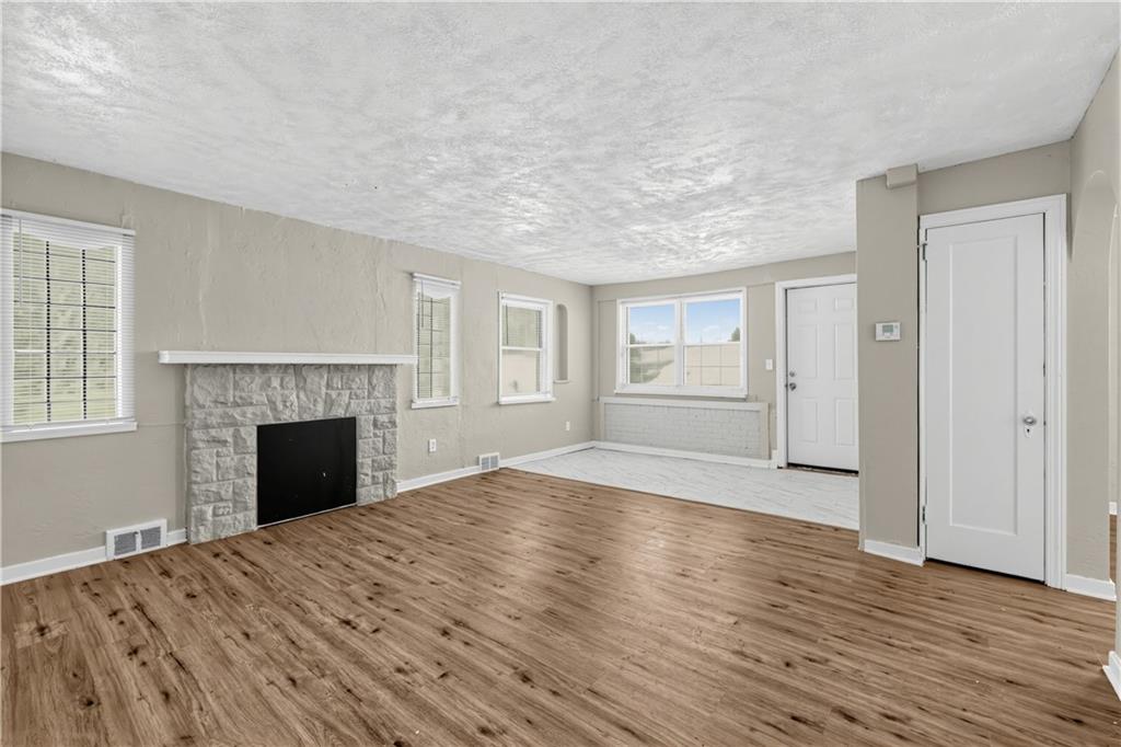 7770 Mt Carmel Road Verona, PA 15147 - Photo 9 of 30 Gallery Image 9