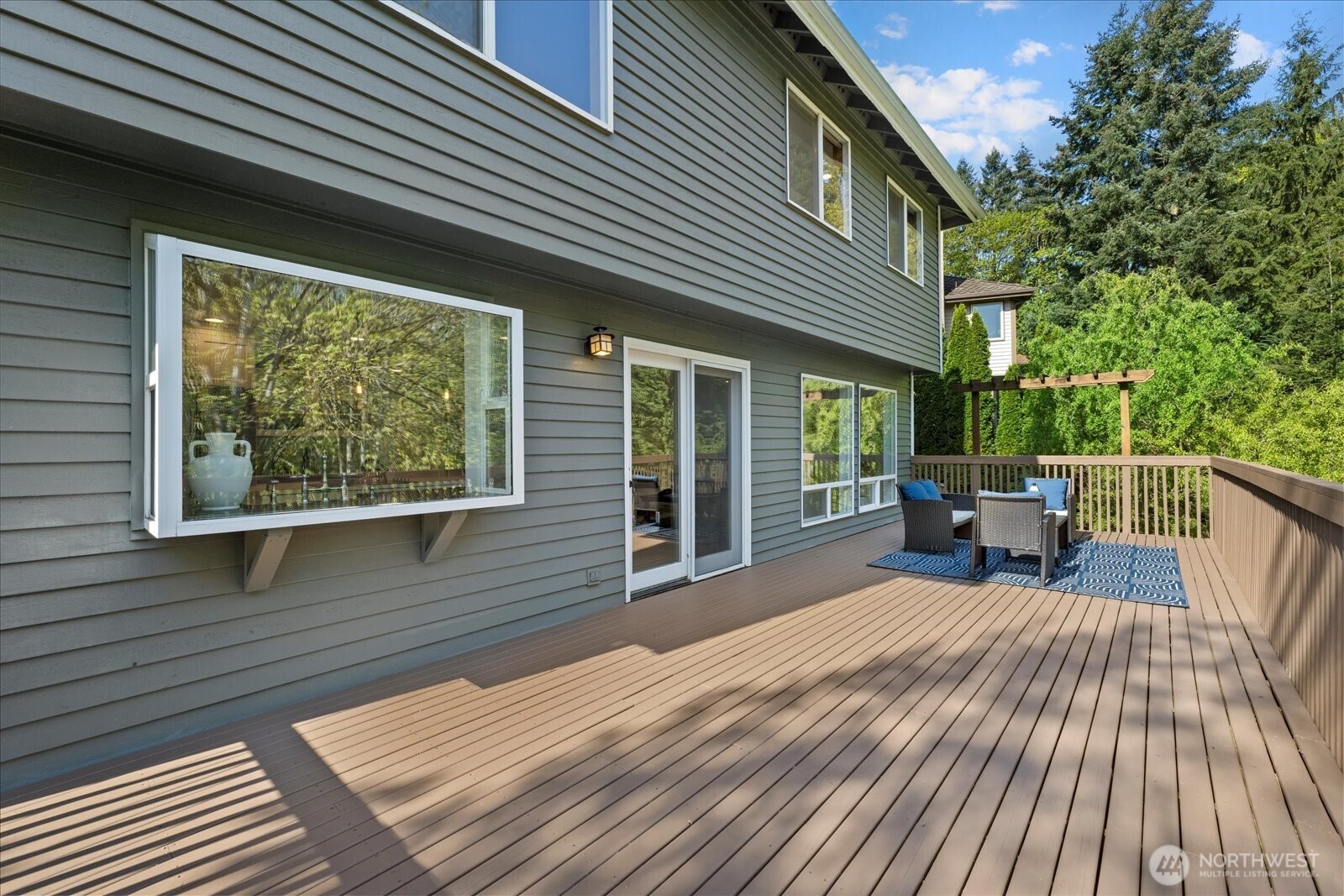 10906 Northeast 197th Street Bothell, WA 98011 - Photo 21 of 38