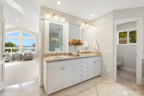 $3,580,000 | 8144 West Mercer Way, Mercer Island, WA 98040