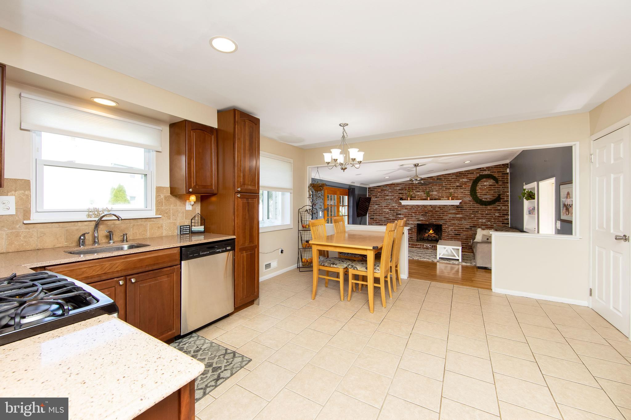 9 Candlestick Road Clementon, NJ 08021 - Photo 13 of 47