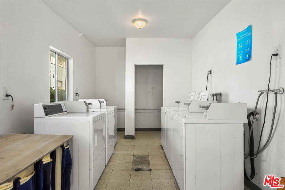 5845 Bowcroft Street, Unit 4 Los Angeles, CA 90016 - Photo 18 of 20