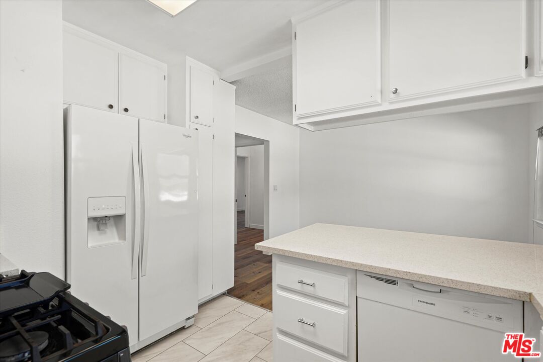 5845 Bowcroft Street, Unit 4 Los Angeles, CA 90016 - Photo 7 of 20