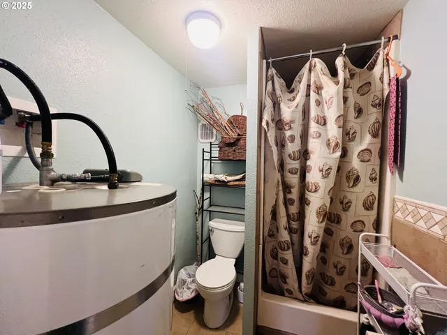 $339,900 | 119 Oakbourne Lane, Winchester, OR 97495