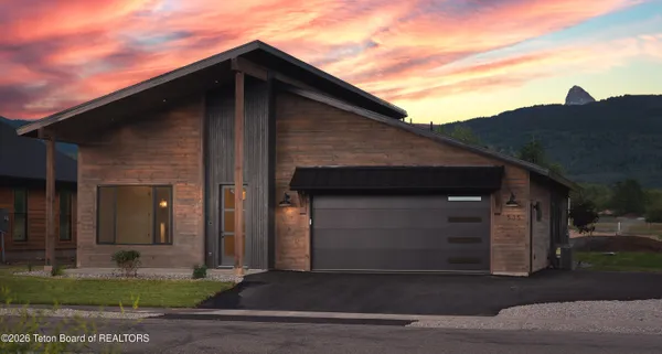 $1,100,000 | 535 Palisade Trail, Driggs, ID 83422