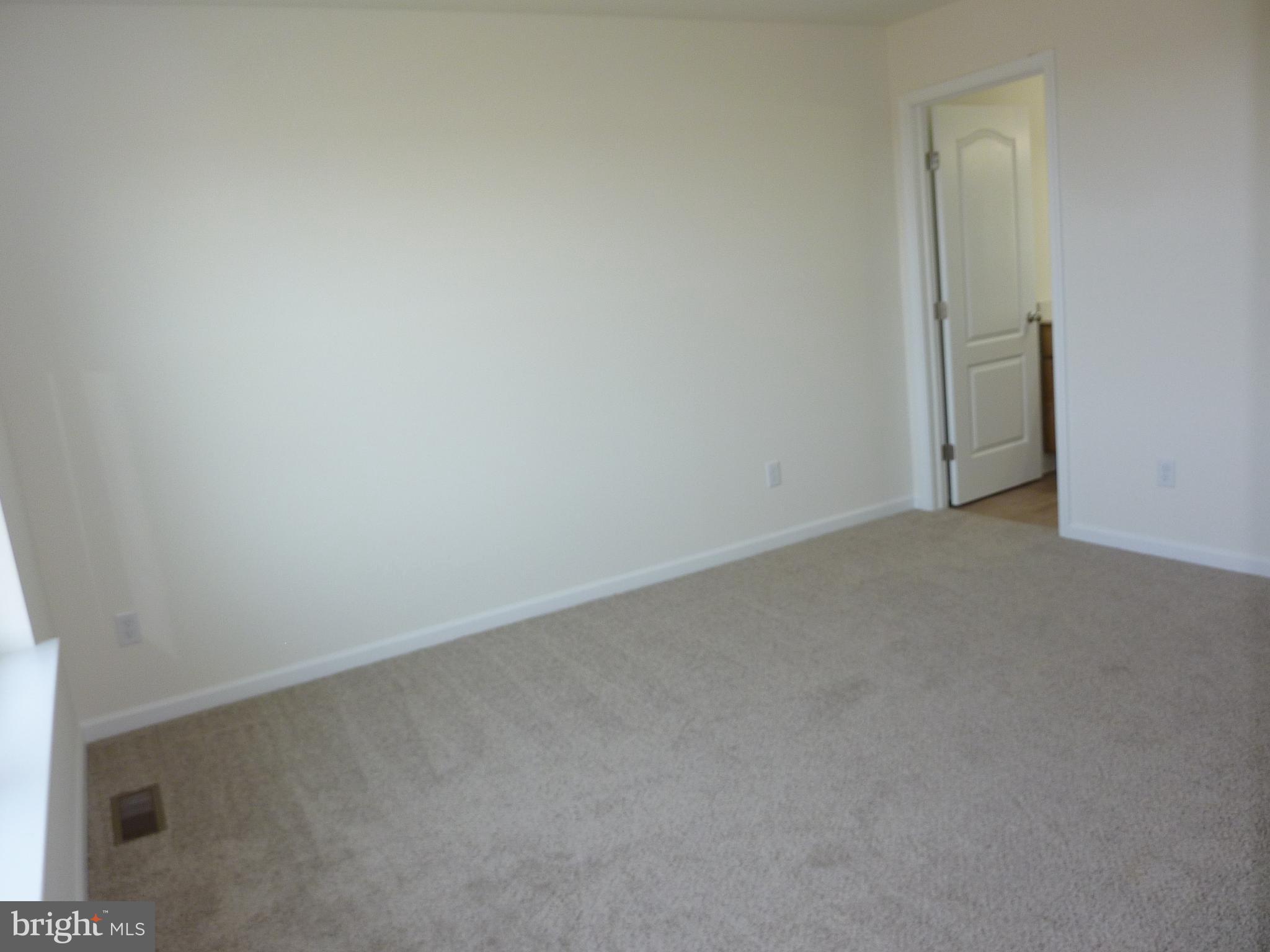 256 Doylestown Road Smyrna, DE 19977 - Photo 16 of 33 Owner's Suite