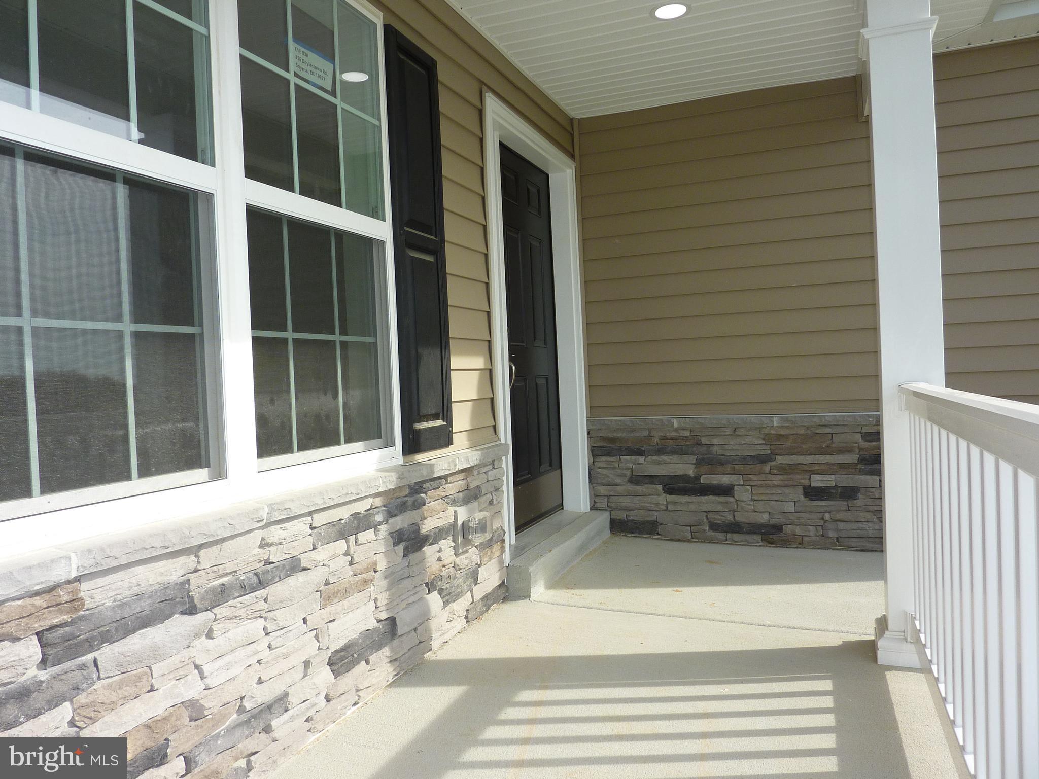 256 Doylestown Road Smyrna, DE 19977 - Photo 3 of 33 Front Porch