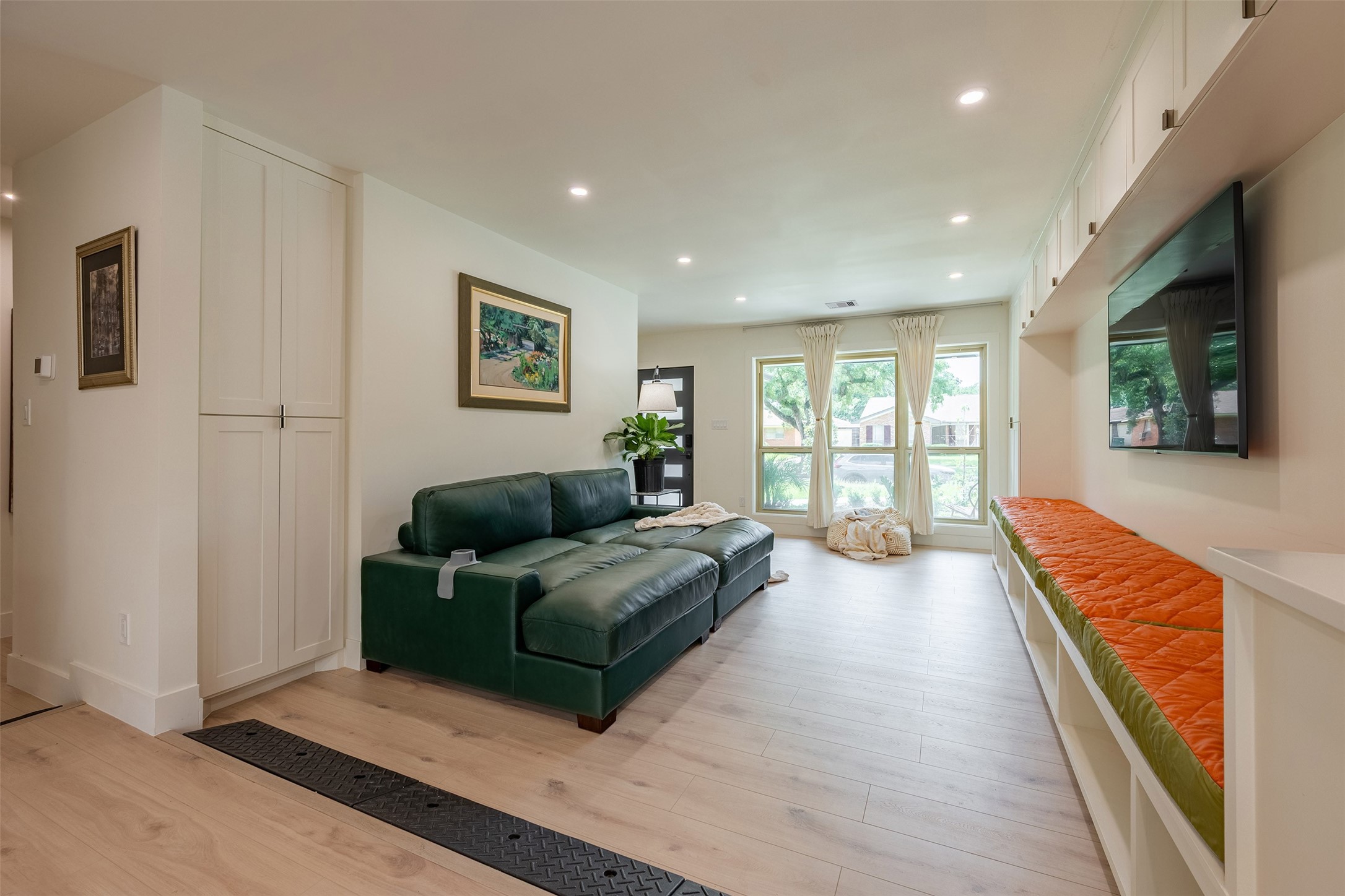 5326 Carew Street Houston, TX 77096 - Photo 5 of 30 a living room with furniture and a large window