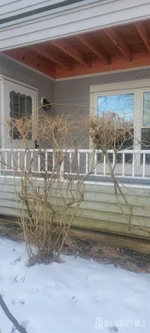 $335,999 | 2402 Candlelight Court, Helmetta, NJ 08828