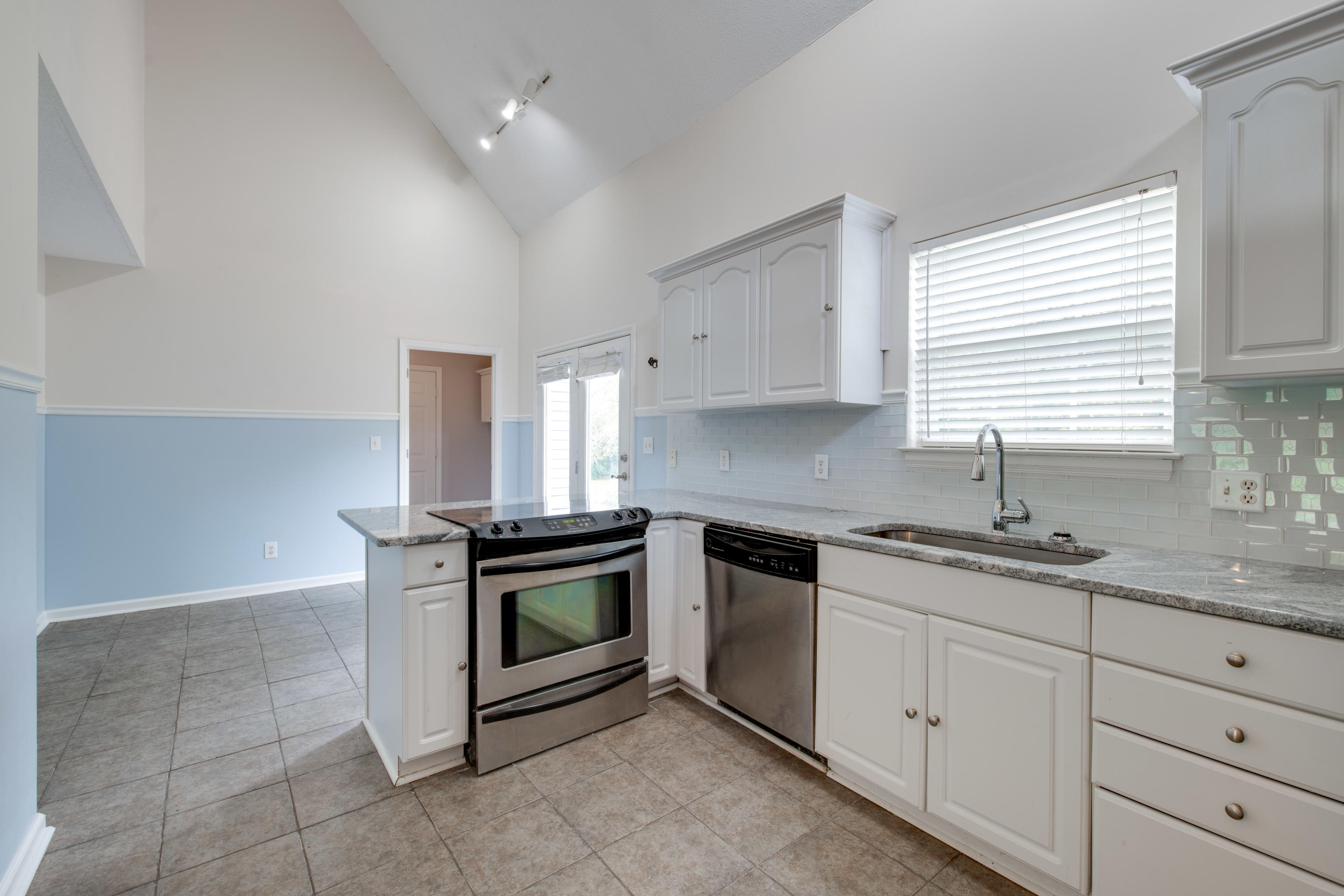 1057 Salem Valley Road Ringgold, GA 30736 - Photo 11 of 26 D85_9428
