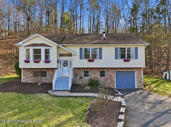 $399,000 | 219 Highland Drive, Stroudsburg, PA 18360