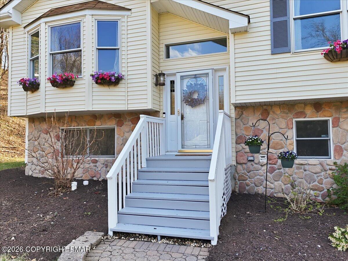 219 Highland Drive Stroudsburg, PA 18360 - Photo 11 of 93 Front Entry
