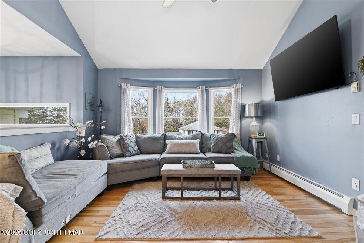 219 Highland Drive Stroudsburg, PA 18360 - Photo 19 of 93 Living Room