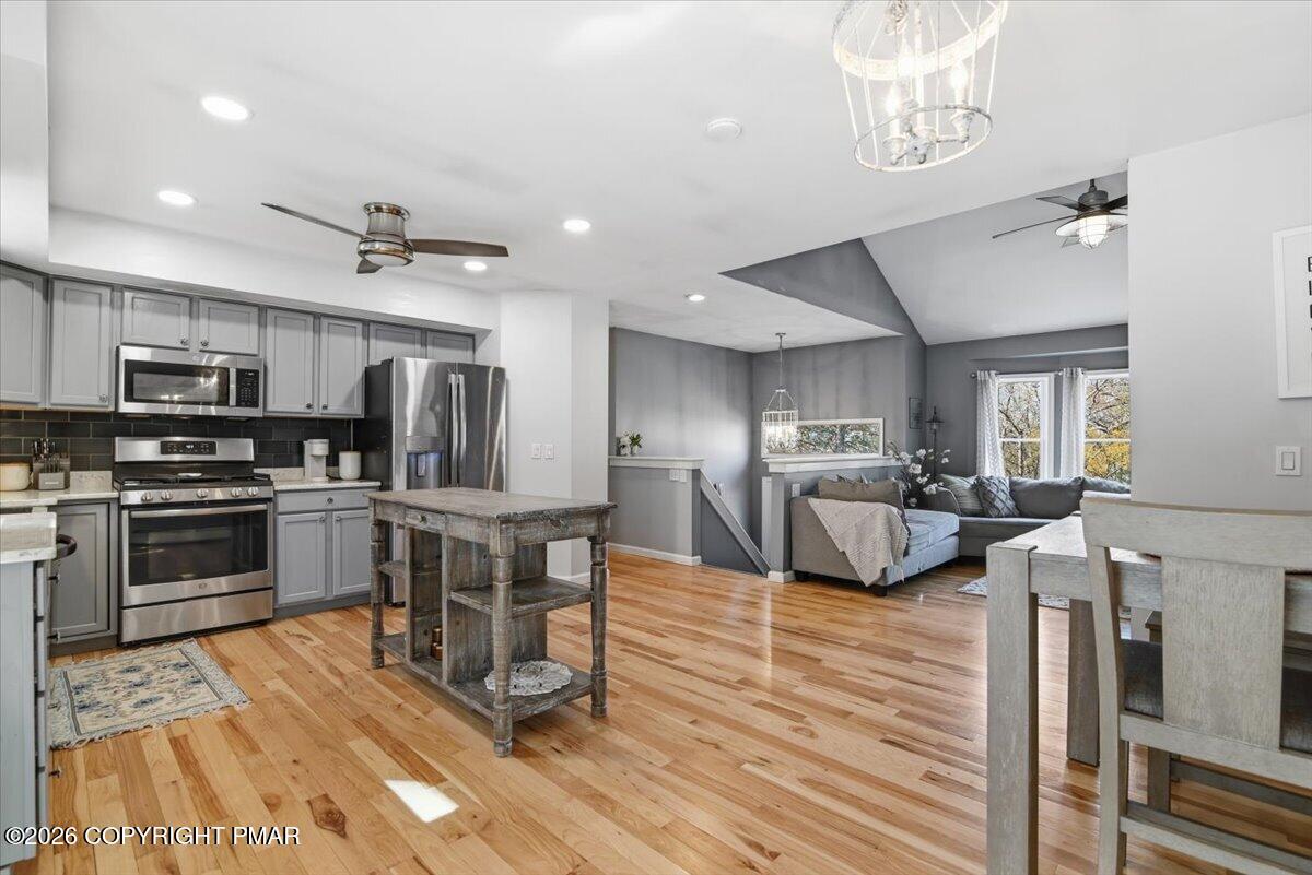 219 Highland Drive Stroudsburg, PA 18360 - Photo 25 of 93 Kitchen/Dining/Living Room